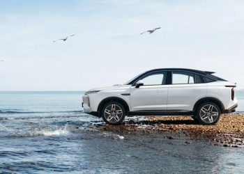 سيارة إم جي WHALE