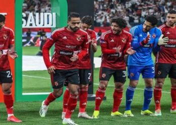 كهربا ومجموعة من لاعبي النادي الأهلي