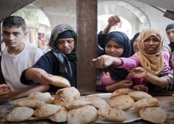 زيادة سعر رغيف العيش في مصر .. المخابز تكشف عن مفاجأة نارية