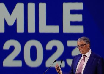 اتفاقية الإمارات مع شركة بيل غيتس