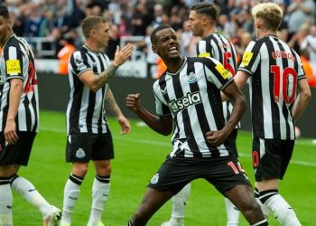 توتنهام ونيوكاسل