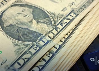 سعر 100 دولار في العراق اليوم السبت 27 كانون الثاني 2024 .. انهيار تام بالسوق السوداء