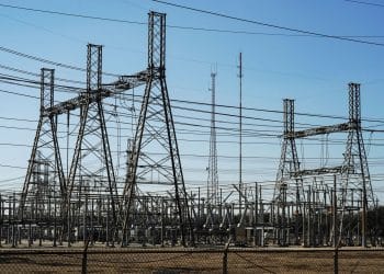 العراق يكشف عن آخر تطورات الربط الكهربائي مع مصر والأردن