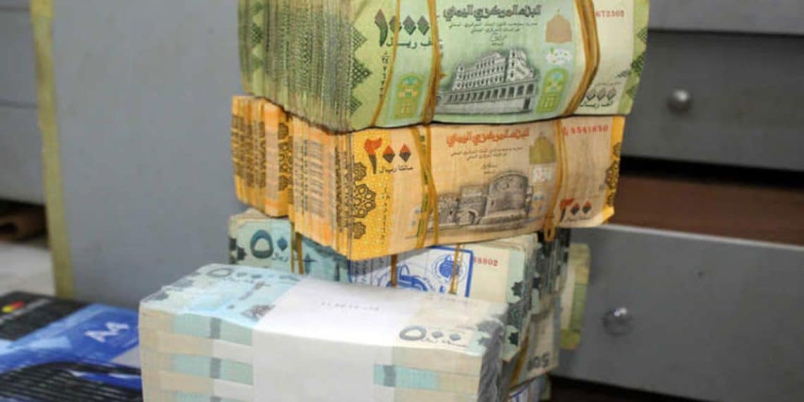 سعر الريال اليمني اليوم مقابل العملات