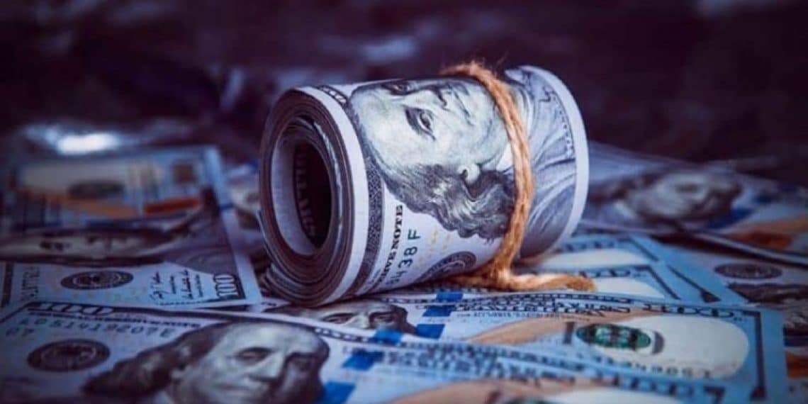 سعر 100 دولار في العراق اليوم