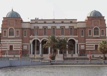 قرار مصرف ليبيا المركزي بخصوص 1000 دولار .. إليكم طريقة التسجيل والشروط