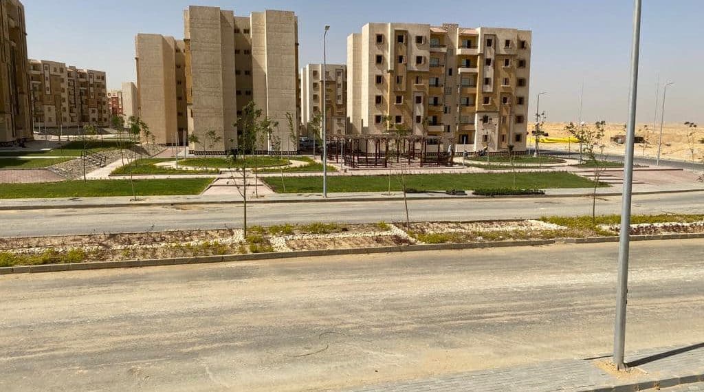 أراضي الإسكان المتوسط