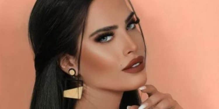 سارة زكريا