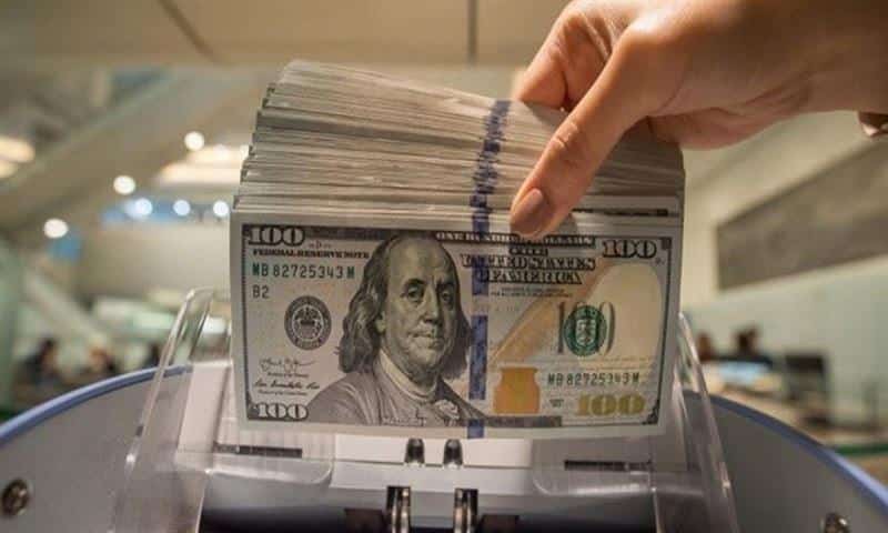 سعر 100 دولار في العراق اليوم