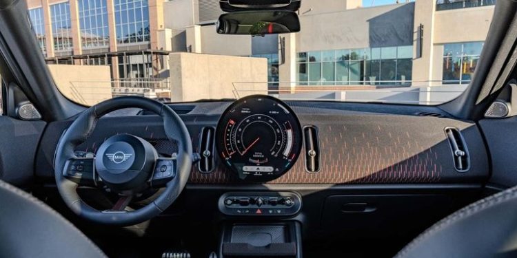 ميني كانتري 2024