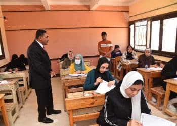 موعد امتحانات الثانوية العامة 2024 في مصر .. التعليم تكشف حقيقة تقديمها وتغيير نظام الأسئلة