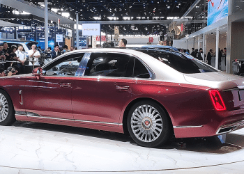 سيارة هونشي Guoya السيدان