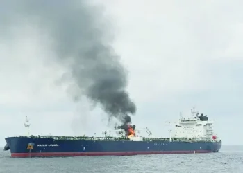 عودة شبح القرصنة يهدد الملاحة البحرية العالمية .. والسبب الحوثيون