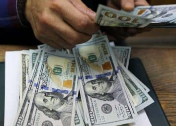 سعر الدولار مقابل الجنيه المصري اليوم الخميس 2 نوفمبر 2023 .. مفاجأة قبل اجتماع المركزي