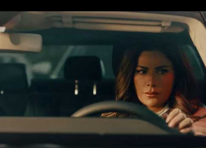 مسلسل بين السطور