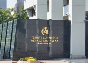 المركزي التركي يرفع أسعار الفائدة 5% بشكل مفاجئ قبل الانتخابات