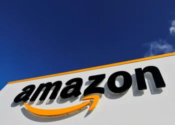 دعوي قضائية ضد أمازون : يخدع العالم ويكسب مليار دولار