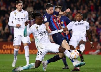 موعد مباراة برشلونة وريال مدريد في كلاسيكو الأرض .. إليكم القنوات الناقلة