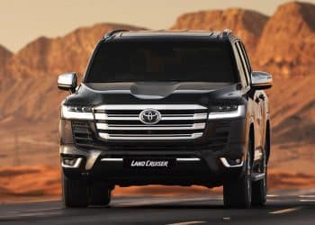 سيارة تويوتا لاندكروزر 2024
