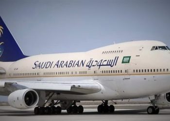 طائرة سعودية