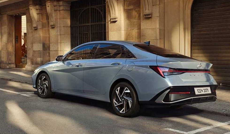 سيارة هيونداي النترا 2025 الجديدة