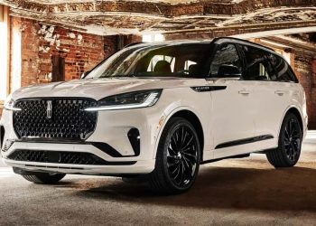 سيارة لينكون أفياتور 2025 الجديدة