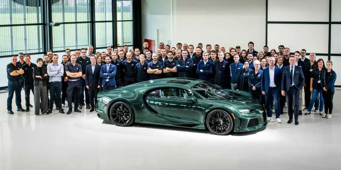 بوجاتي تشيرون سوبر سبورت 300+ الجديدة