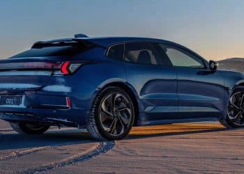 سيارة جيلي زيكر 001 موديل 2024