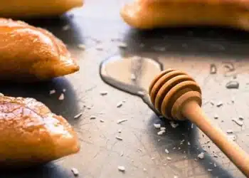 طريقة عمل شربات القطايف للشيف نجلاء .. تعرف على المقادير من هنا