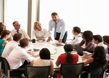 الاحتفال باليوم العالمي للمدير .. تعرف على قصته وموعده