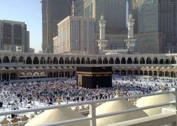 اعرف الحقيقة كاملة – عودة صلاة الجماعة والطواف حول الكعبة بالسعودية