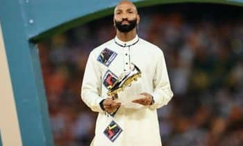 هداف إفريقيا يفتح النار على مسؤولي اتحاد القدم في غينيا الاستوائية