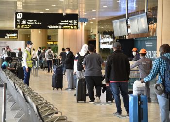 توجيه هام من وزير النقل بعد أزمة مطار الملك خالد الدولي