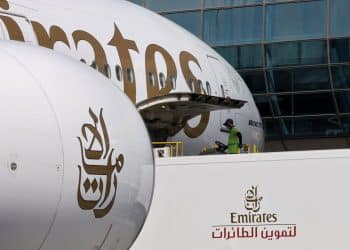 أزمة طاحنة بين طيران الإمارات ورولز رويس بسبب ارتفاع تكاليف الخدمة