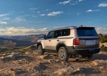 تويوتا لاندكروزر موديل 2024