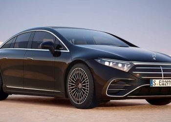 مواصفات مرسيدس EQS الكهربائية 2025