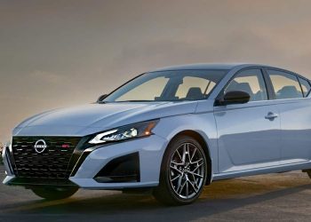 سعر سيارة نيسان ألتيما في الإمارات