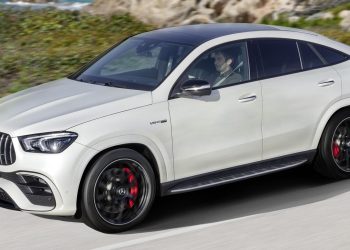 سيارة مرسيدس