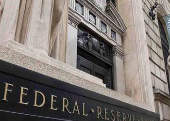صدمة غير متوقع .. الفيدرالى الأمريكى يرفع أسعار الفائدة رغم قرار التثبيت الأخير