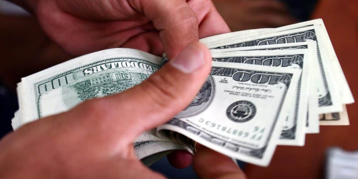 سعر الدولار مقابل الجنيه في السوق السوداء