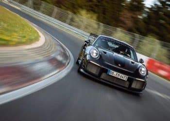 السيارات السريعة القانونية