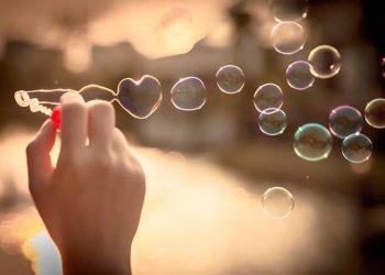 شهر اكتوبر شهر الحب