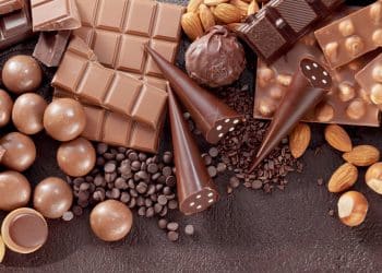 بداخلها زجاج .. صدور قرار بسحب هذه الشوكولاتة من الأسواق