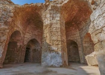 العثور على قطع أثرية نادرة تعود إلى الخلفاء الراشدين بالسعودية