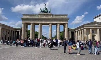 شبح الديكست.. ترقب مستقبل ألمانيا في الاتحاد الأوروبي