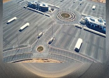 تصوير بالكاميرات لمدينة السيارات المتكاملة