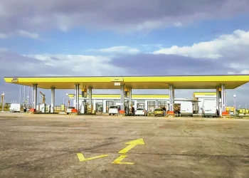 أكبر قفزة سعرية منذ 6 سنوات .. أسعار الوقود الجديدة في الجزائر 2026