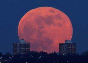 موعد خسوف القمر 2023 في مصر .. القومي للبحوث الفلكية يكشف عن مراحله