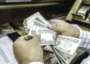 مرتبات العاملين بالدولة في مصر .. إليكم جدول الزيادة الجديدة بعد زيادة الحد الأدني للأجور