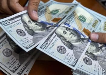 مفاجأة في سعر 100 دولار في العراق اليوم الأثنين 16 تشرين 2023 .. تراجع جديد